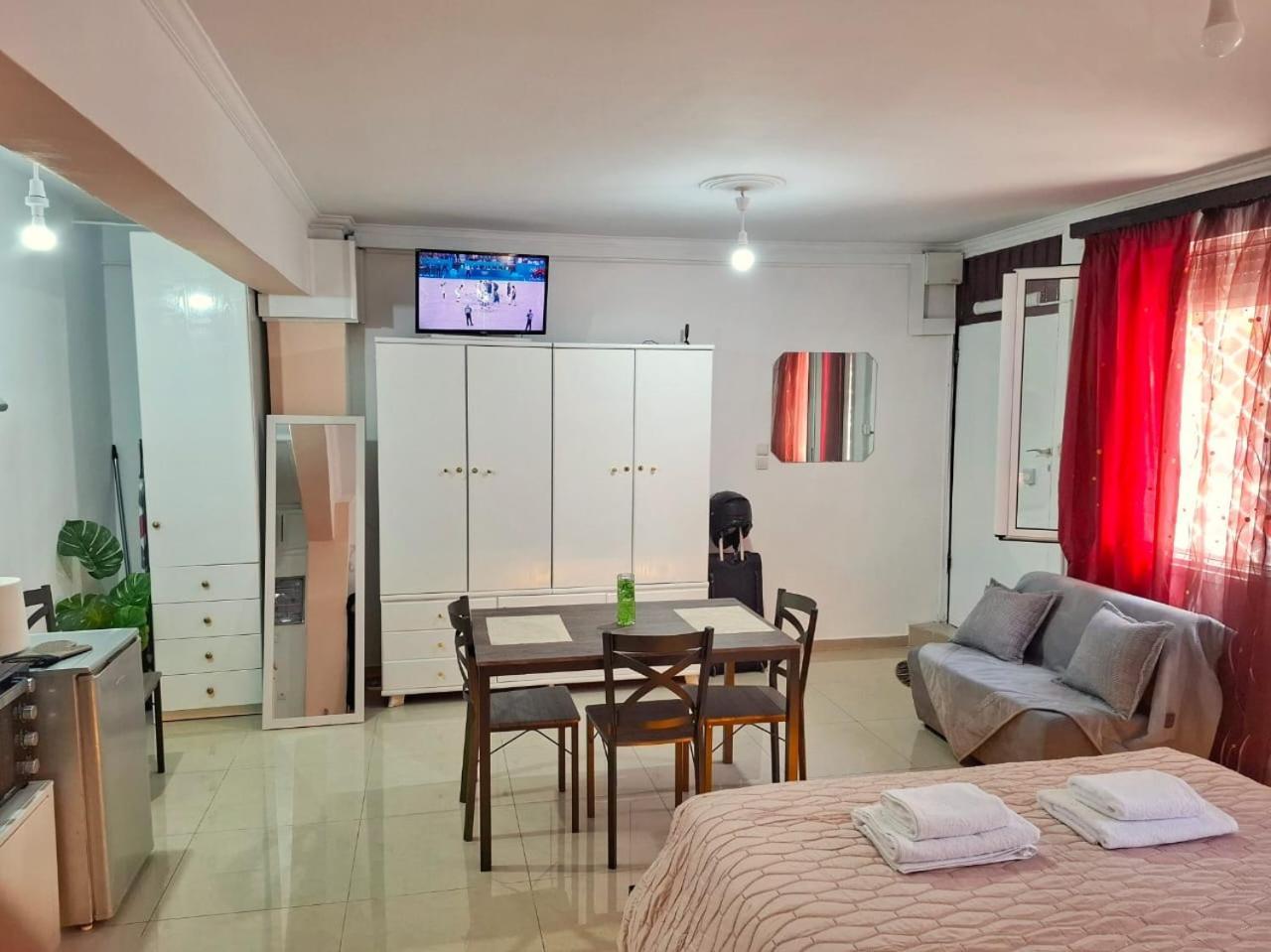 Acropolis Echoes Appartement *
